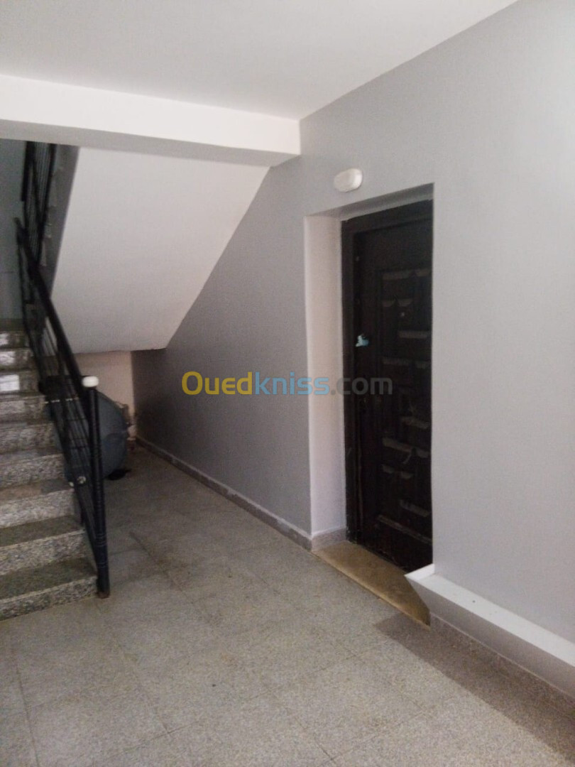 Vente Niveau De Villa F3 Alger Birkhadem