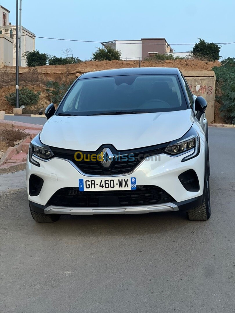 Renault Captur / Clio 5 gpl 2023 Full options