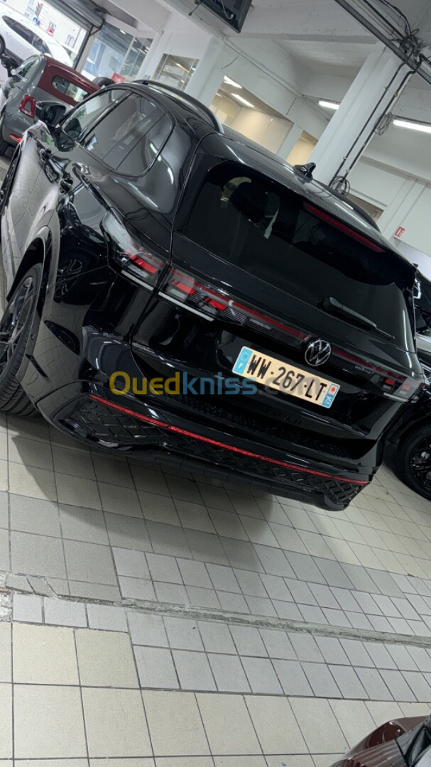 Volkswagen Tiguan r Line full options 2024 Carte grise + procuration Wajda