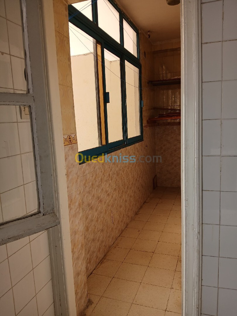 Location Appartement F12 Alger Bab ezzouar