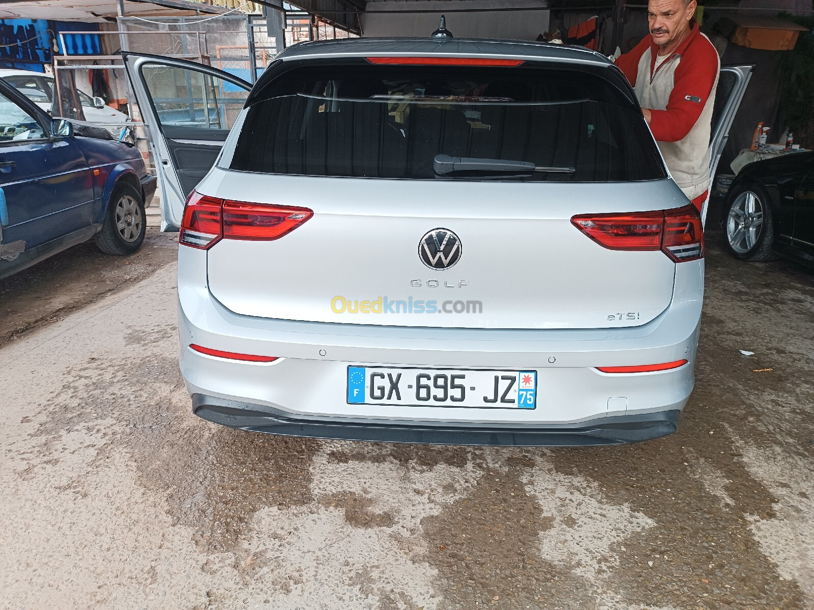 Volkswagen Golf 8 2024 eTSI