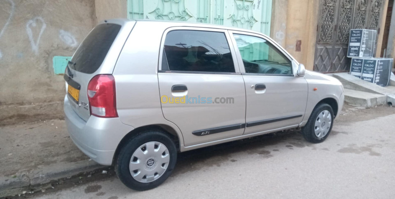 Suzuki Alto K10 2011 Fiha 2 parchc w farwa f la mal