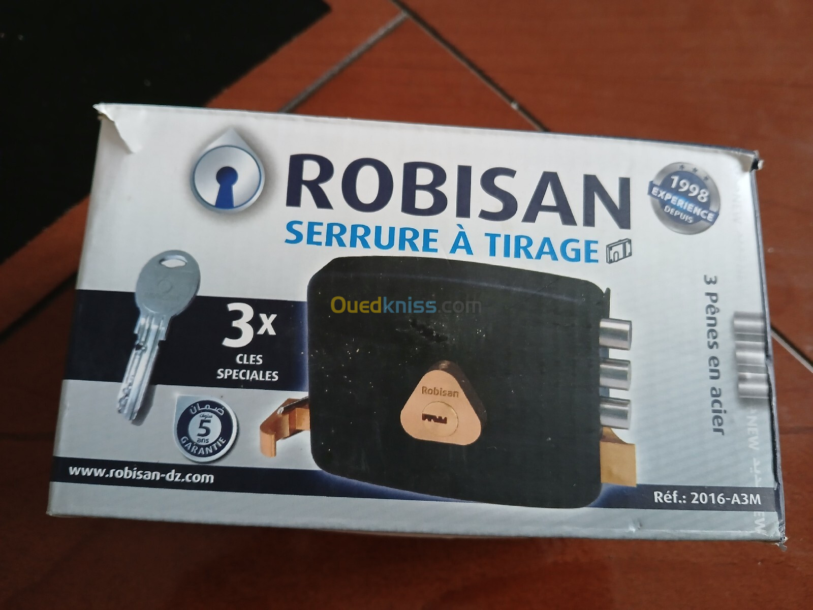 Serrure à tirage ( vachette) Robisan 