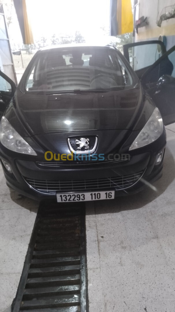 Peugeot 308 2010 