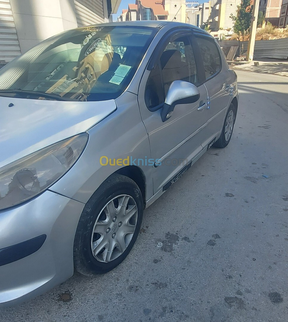 Peugeot 207 2008 207