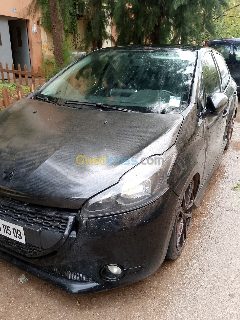 Peugeot 208 2015 Access