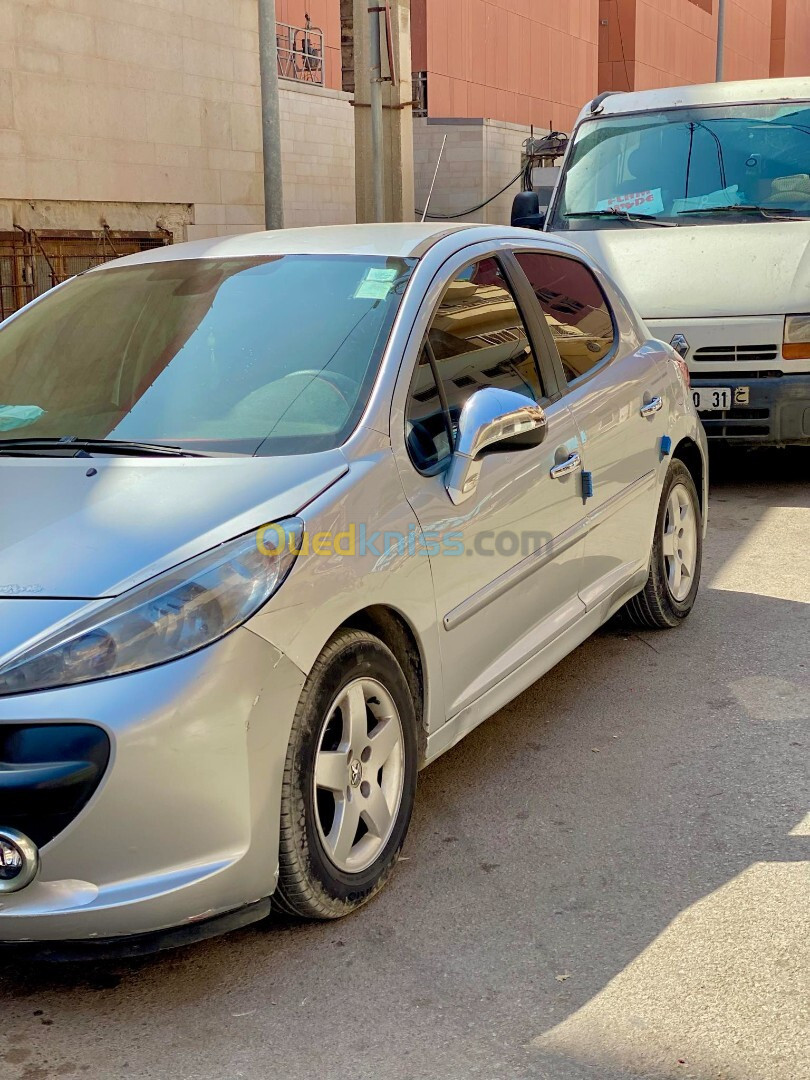 Peugeot 207 2008 207