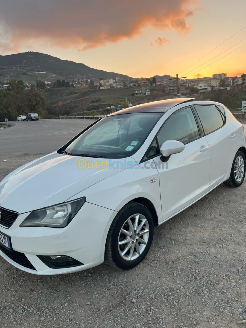 Seat Ibiza 2013 Fully +Toit ouvrant