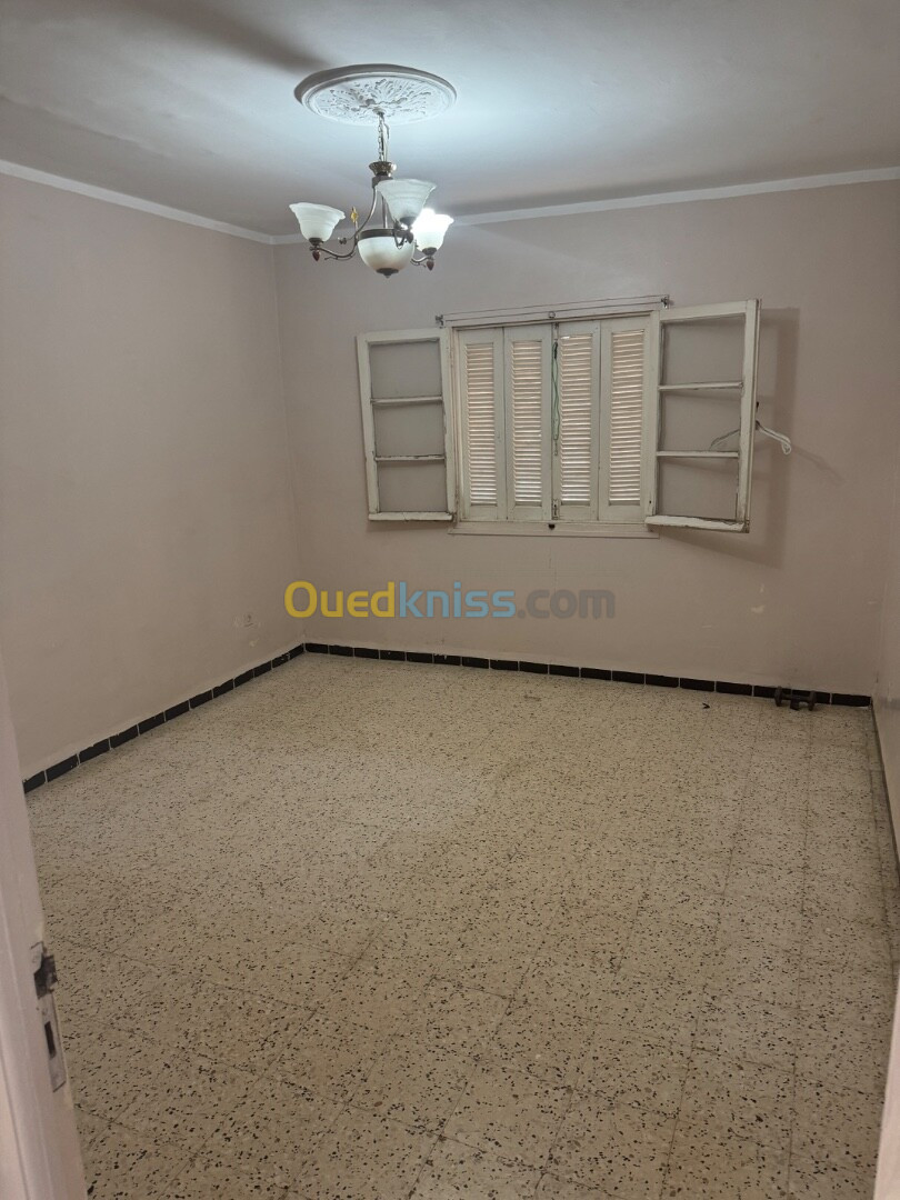 Location Appartement F2 Alger Said hamdine