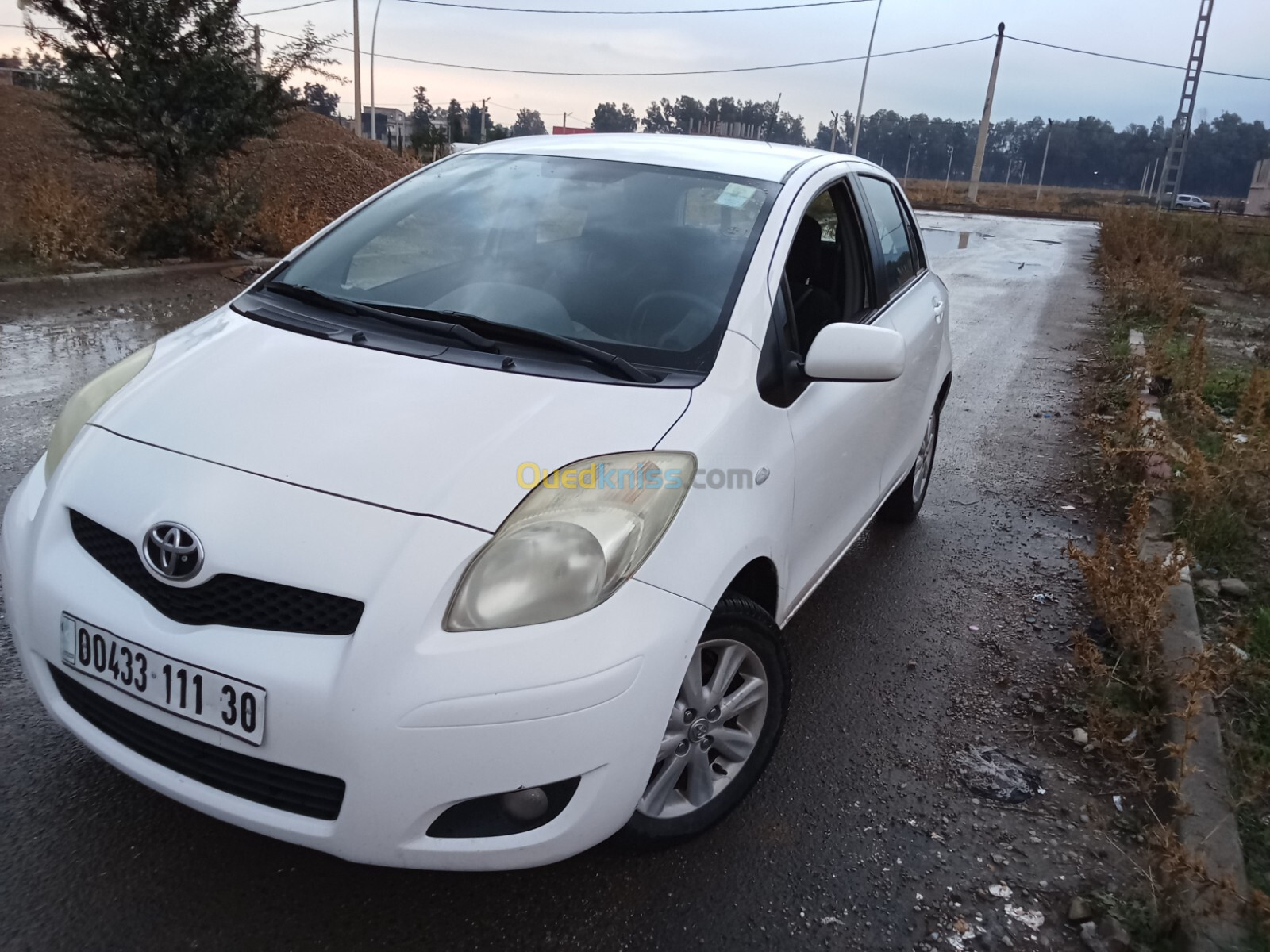 Toyota Yaris 2011 