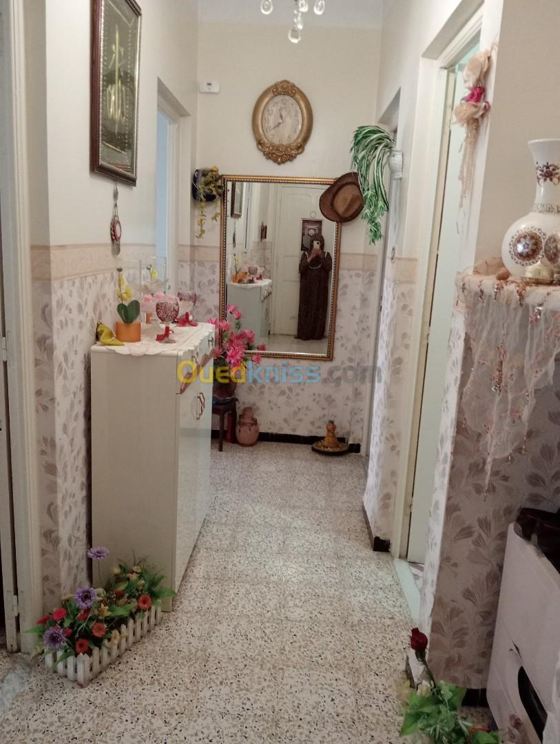 Location Appartement F3 Alger Hraoua