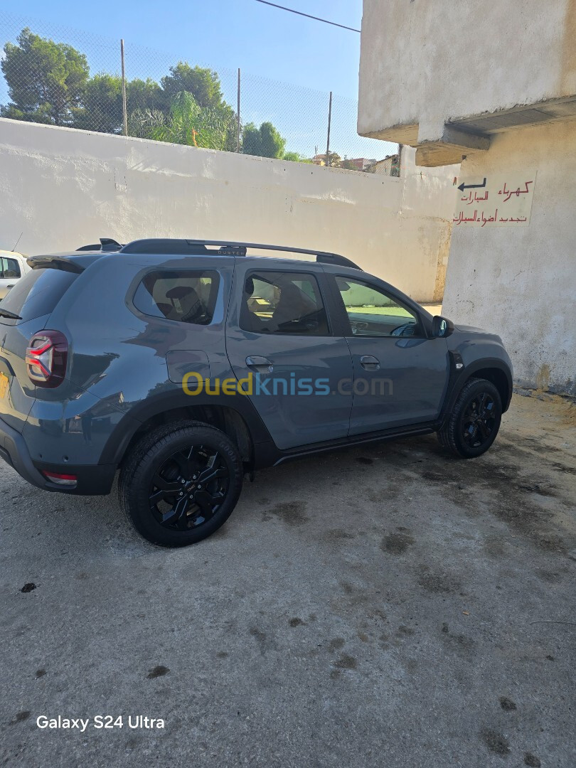 Dacia Duster 2024 Extreme gold