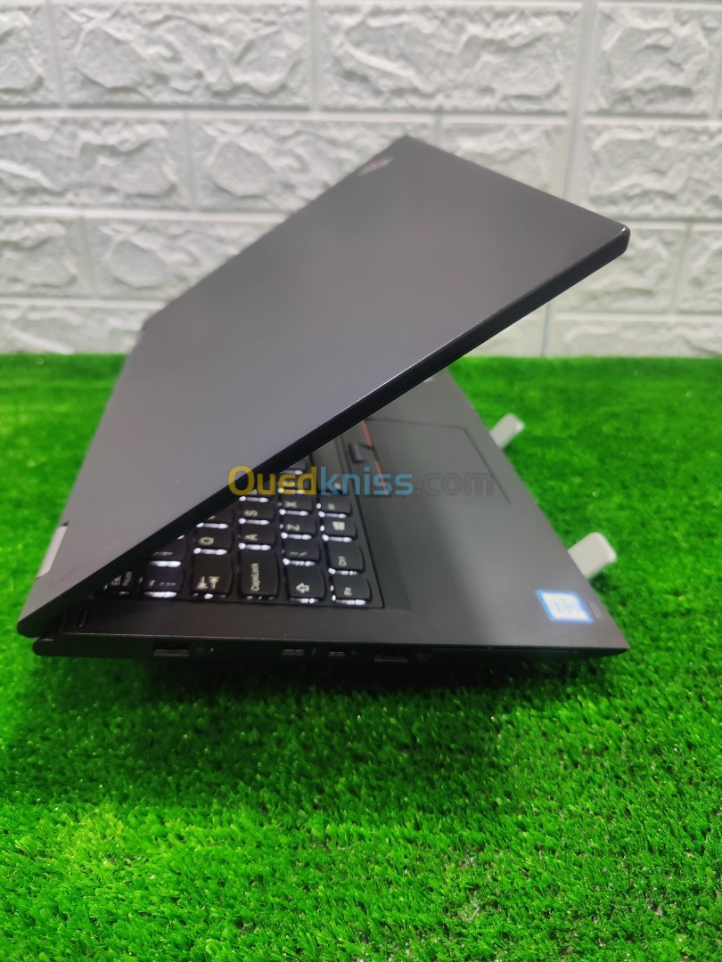 **VENDU** LENOVO THINKPAD YOGA 370 X360 AVEC STYLET