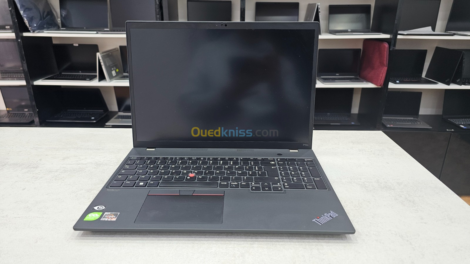 Lenovo thinkpad p16s ryzen 5650u 16go 512ssd 16' 