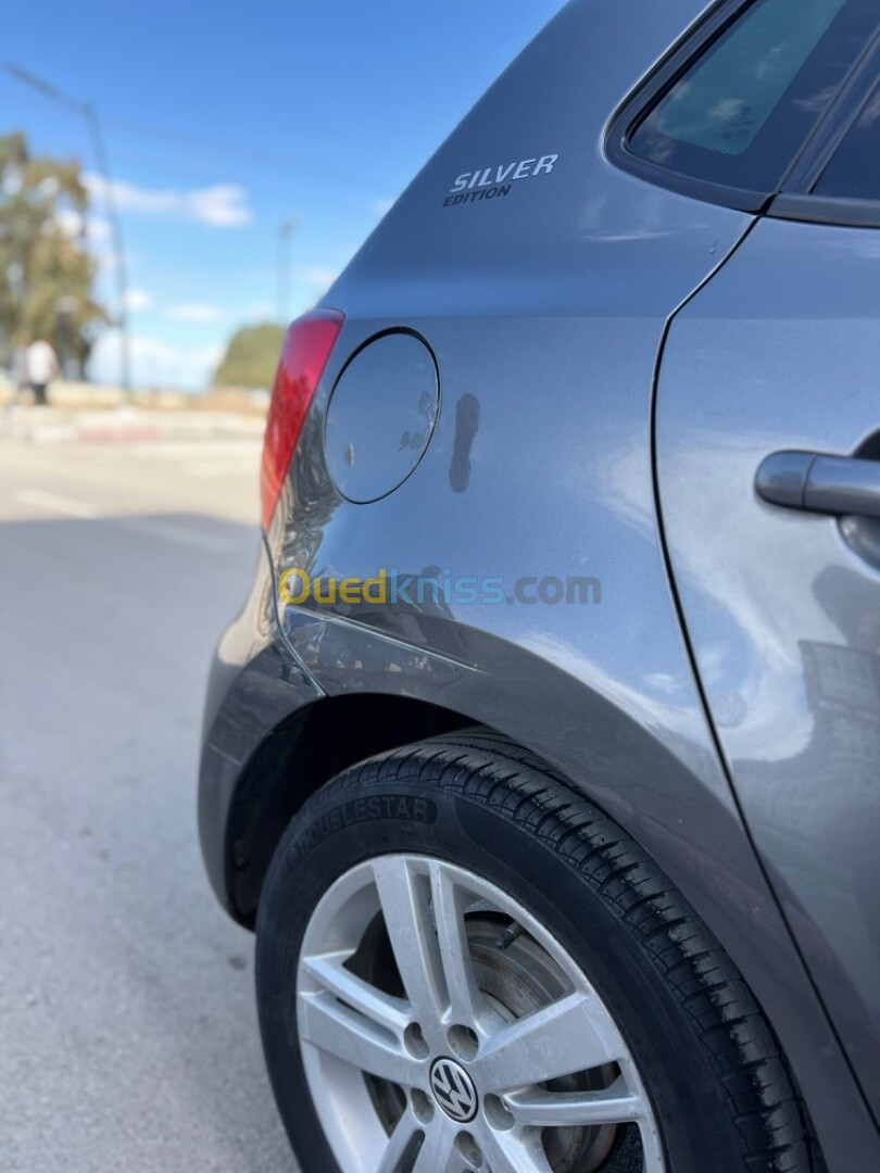 Volkswagen Polo 2012 Black et Silver