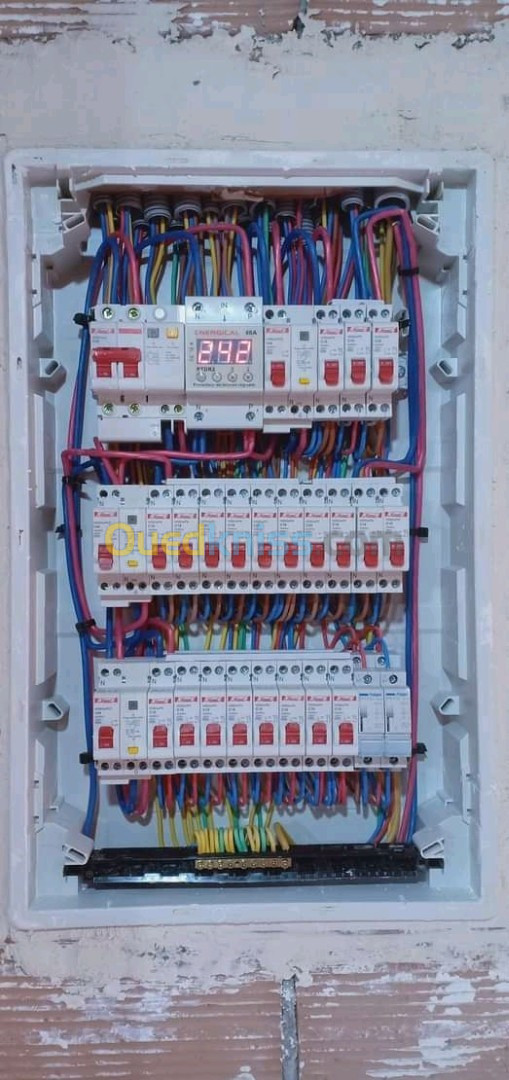 Électricien -كهرباء معمارية 