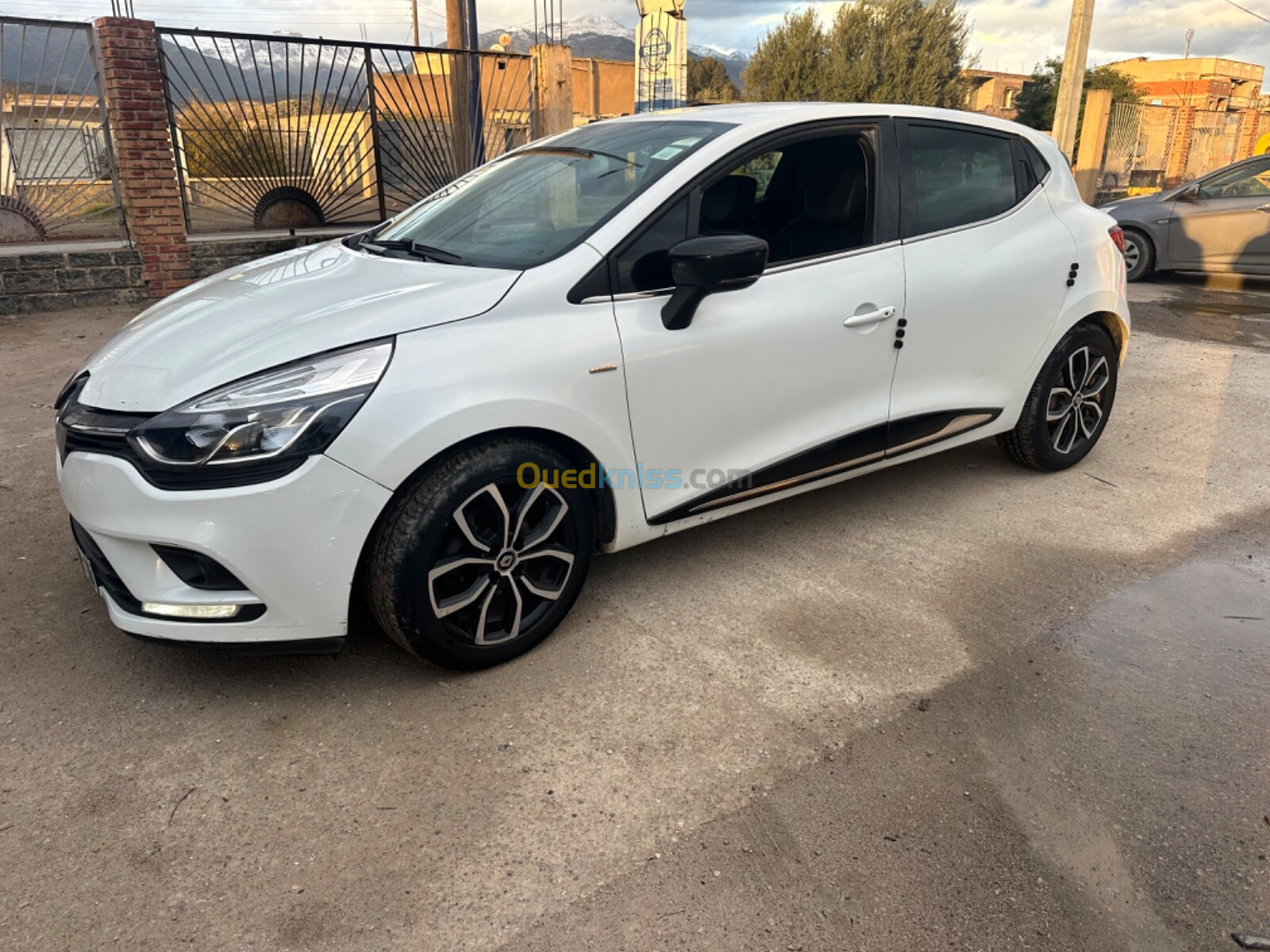 Renault Clio 4 2019 Limited 2