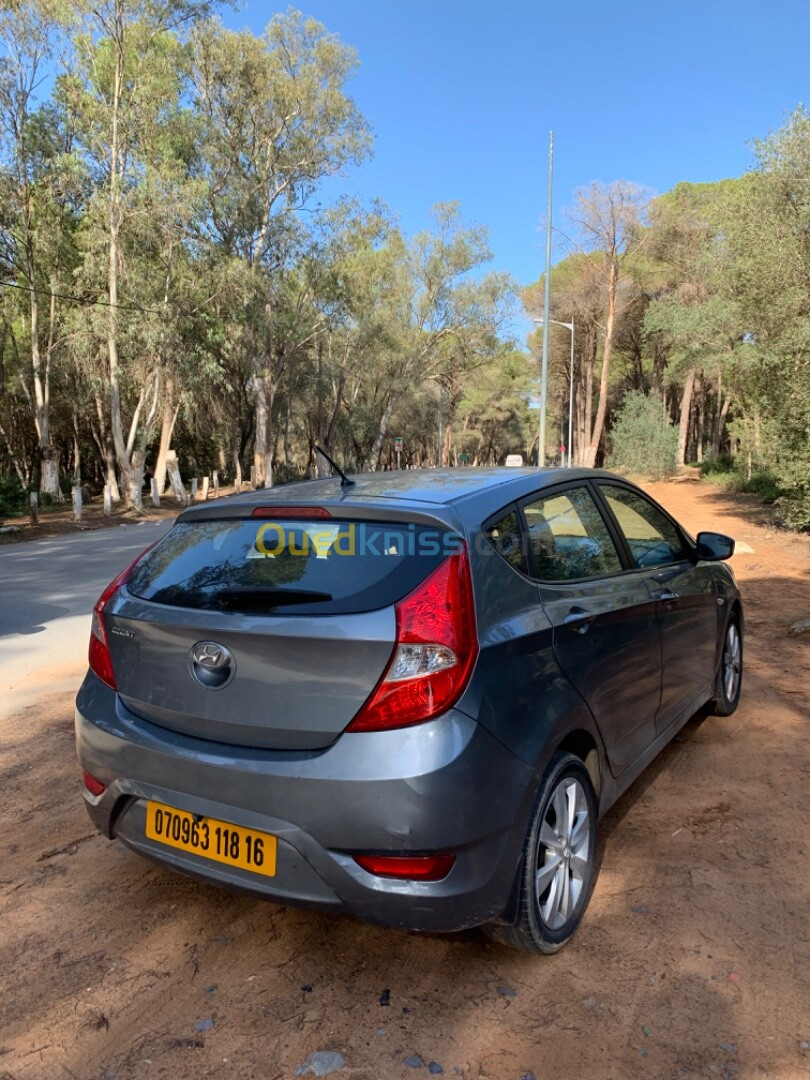 Hyundai Accent RB  5 portes 2018 Préstige