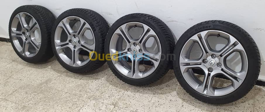 Jantes clio 4 gt line 17 pouces 