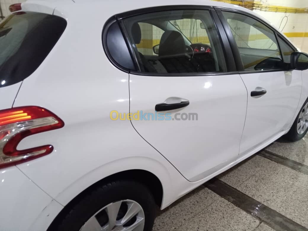 Peugeot 208 2012 Access