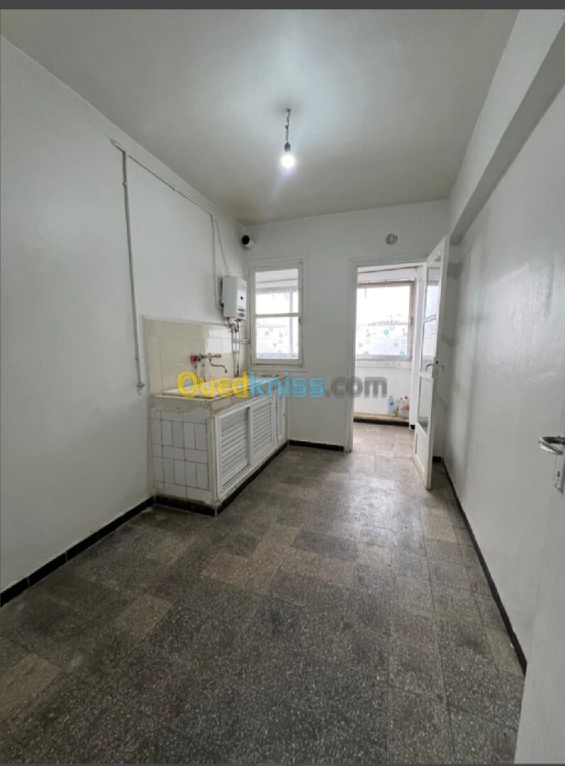 Location Appartement F3 Alger Cheraga