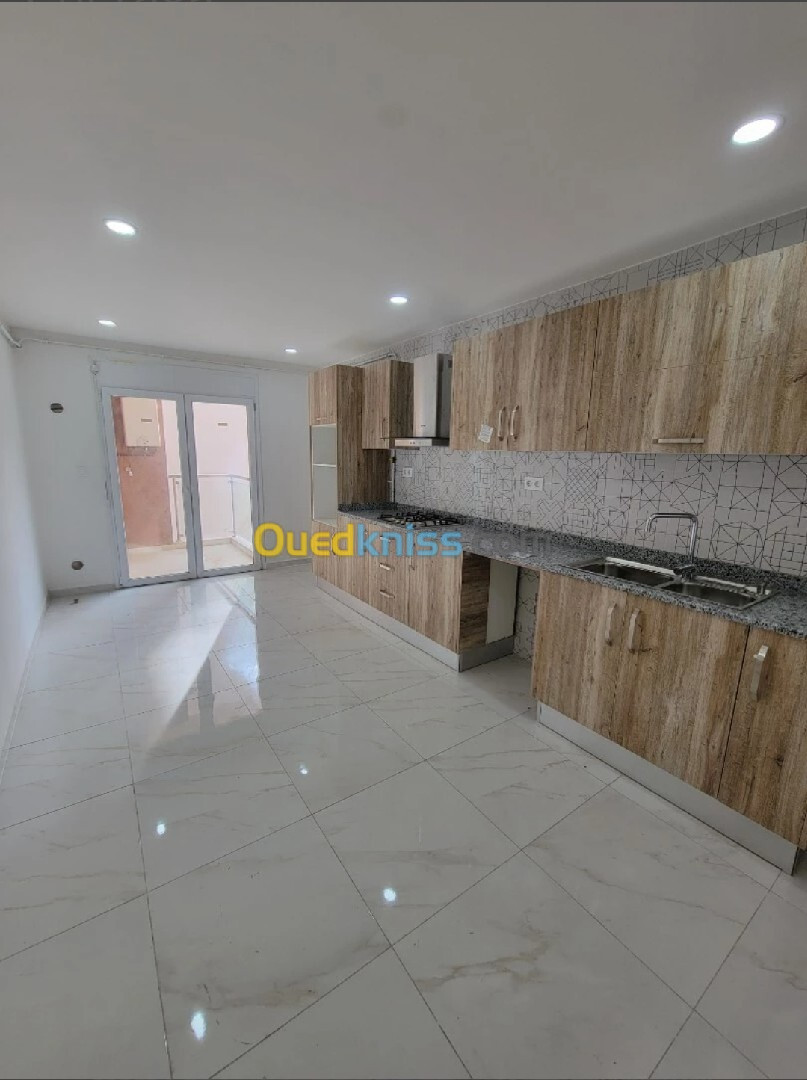 Vente Appartement F4 Alger Cheraga