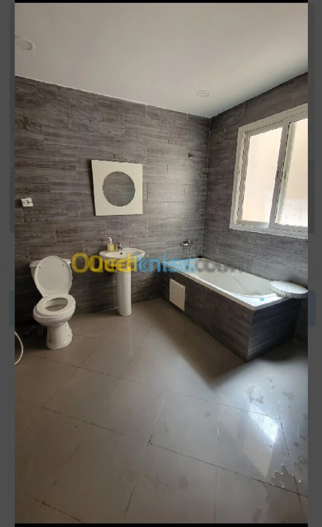 Location Appartement F4 Alger Cheraga