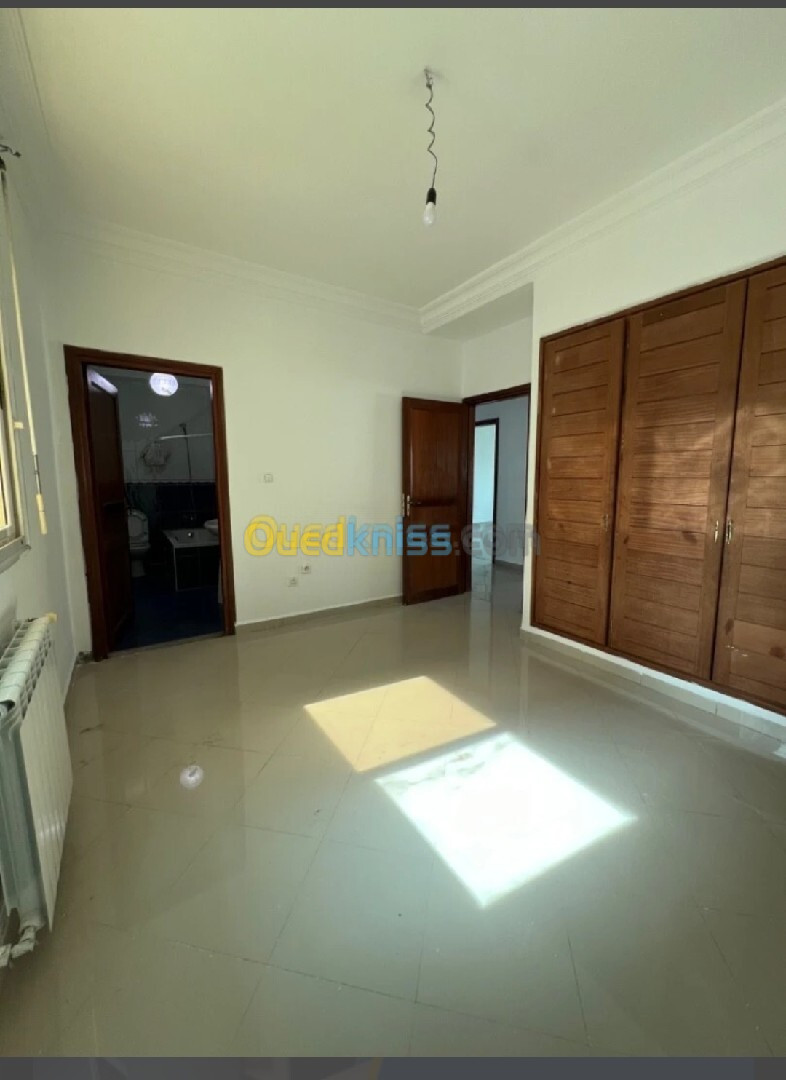 Location Appartement F4 Alger Cheraga