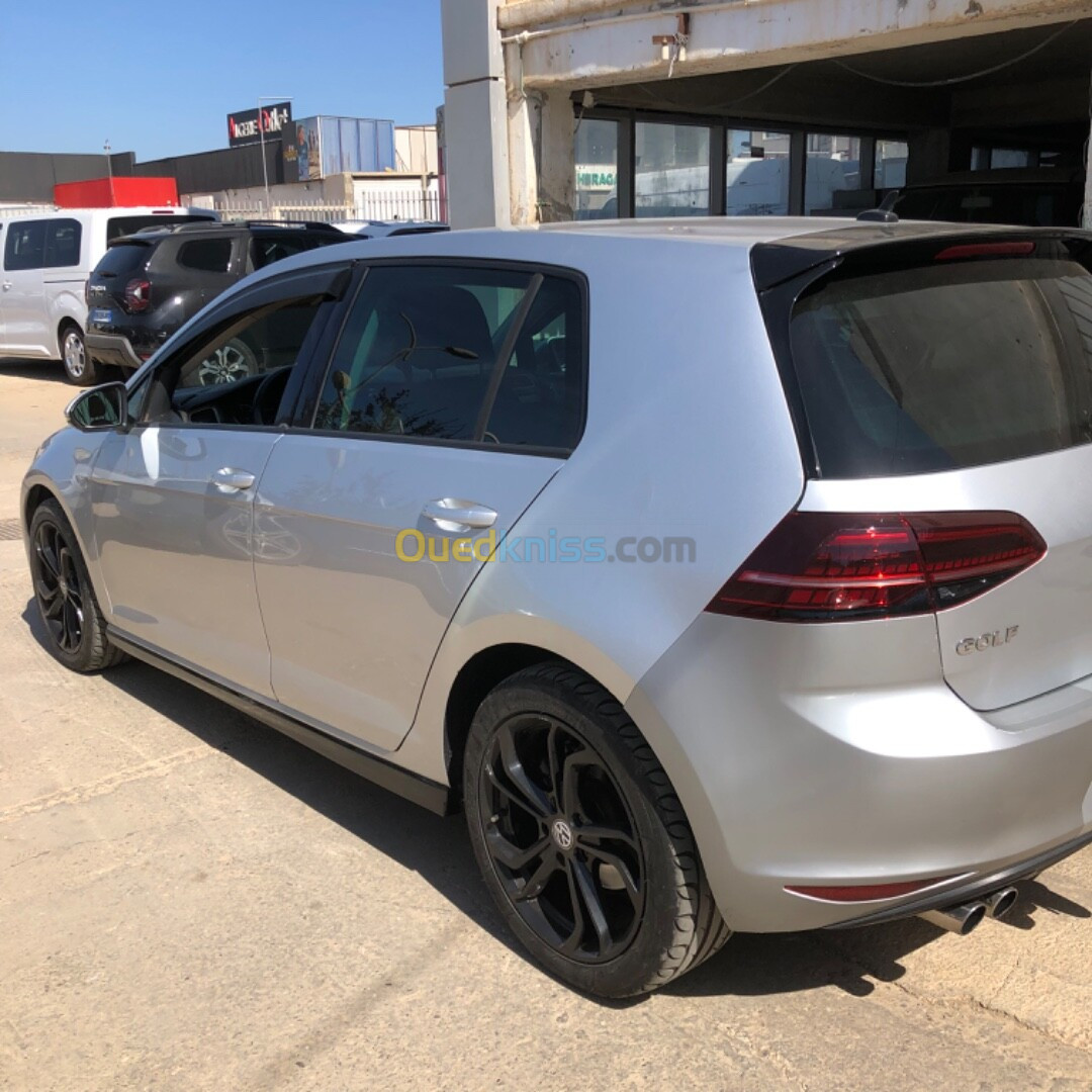 Volkswagen Golf 7 2014 Trendline +