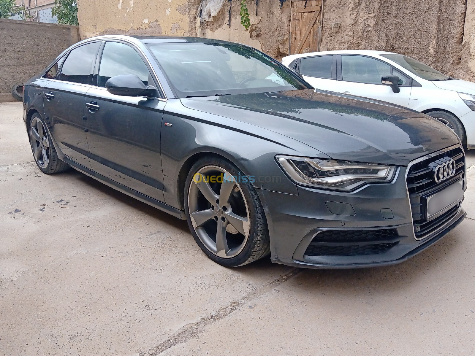 Audi A6 2013 SLline