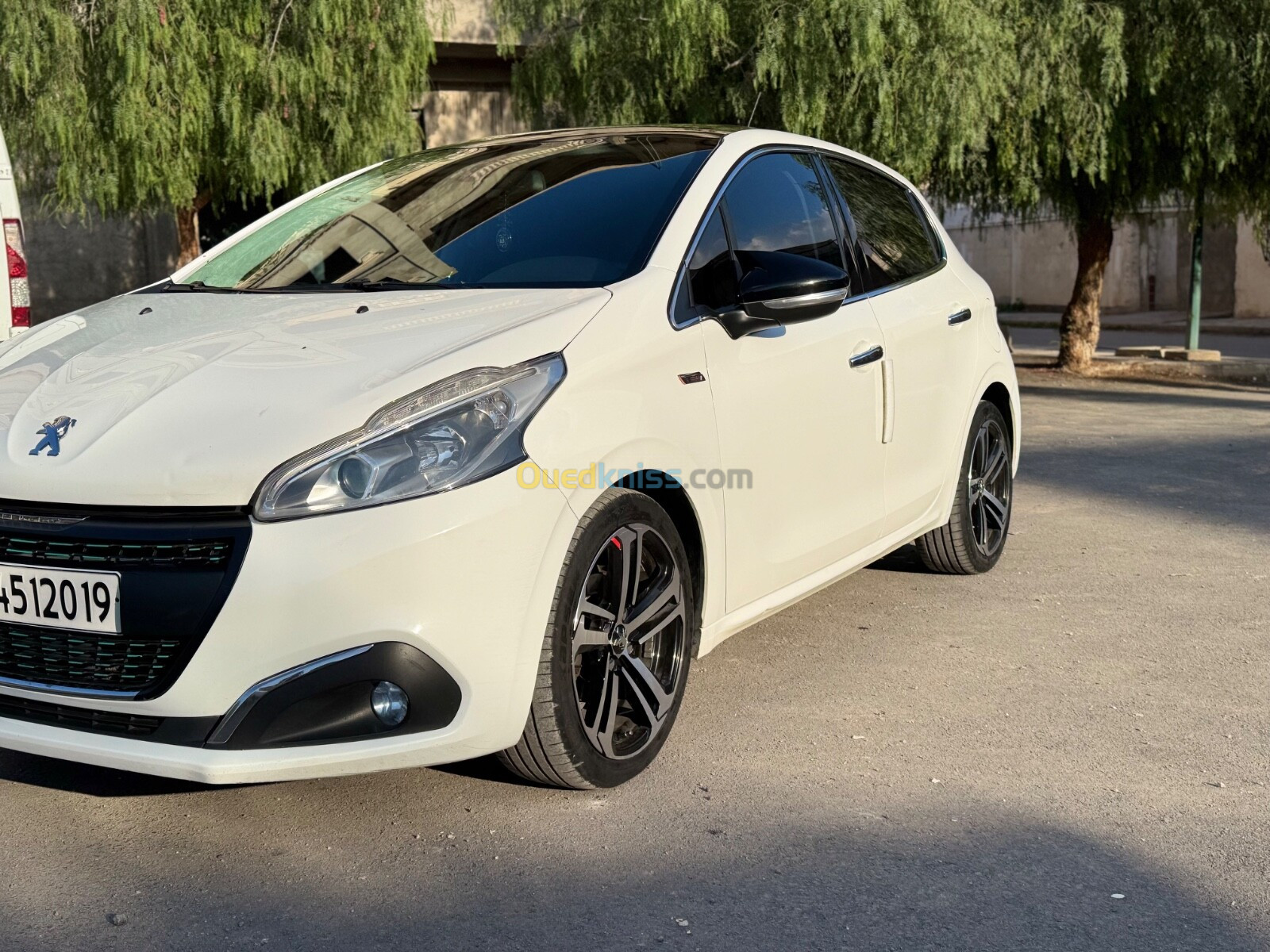 Peugeot 208 2020 Allure