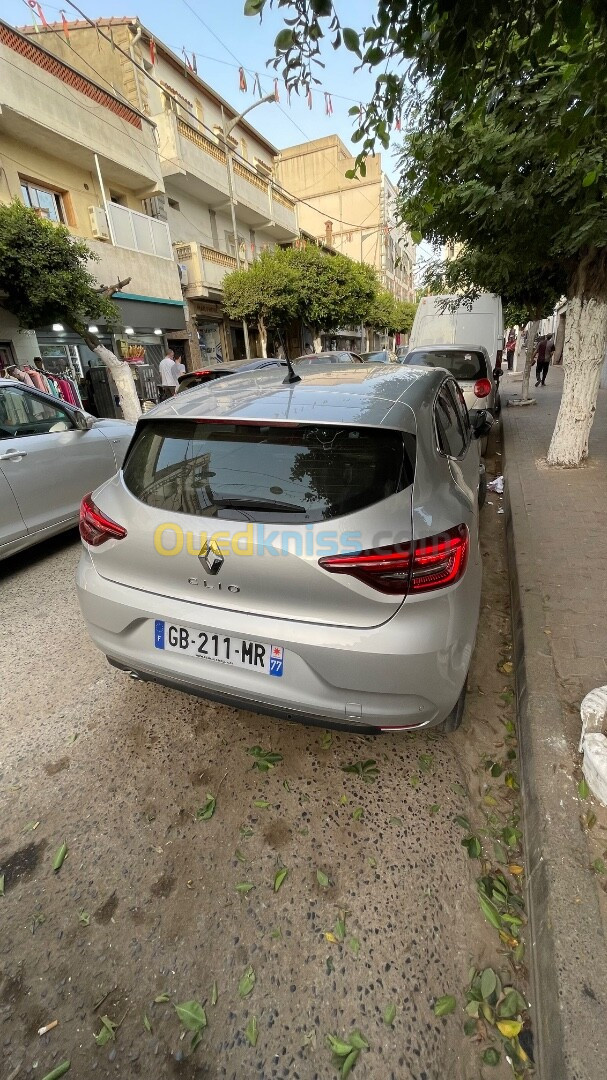 Renault Clio t 2021 Intens