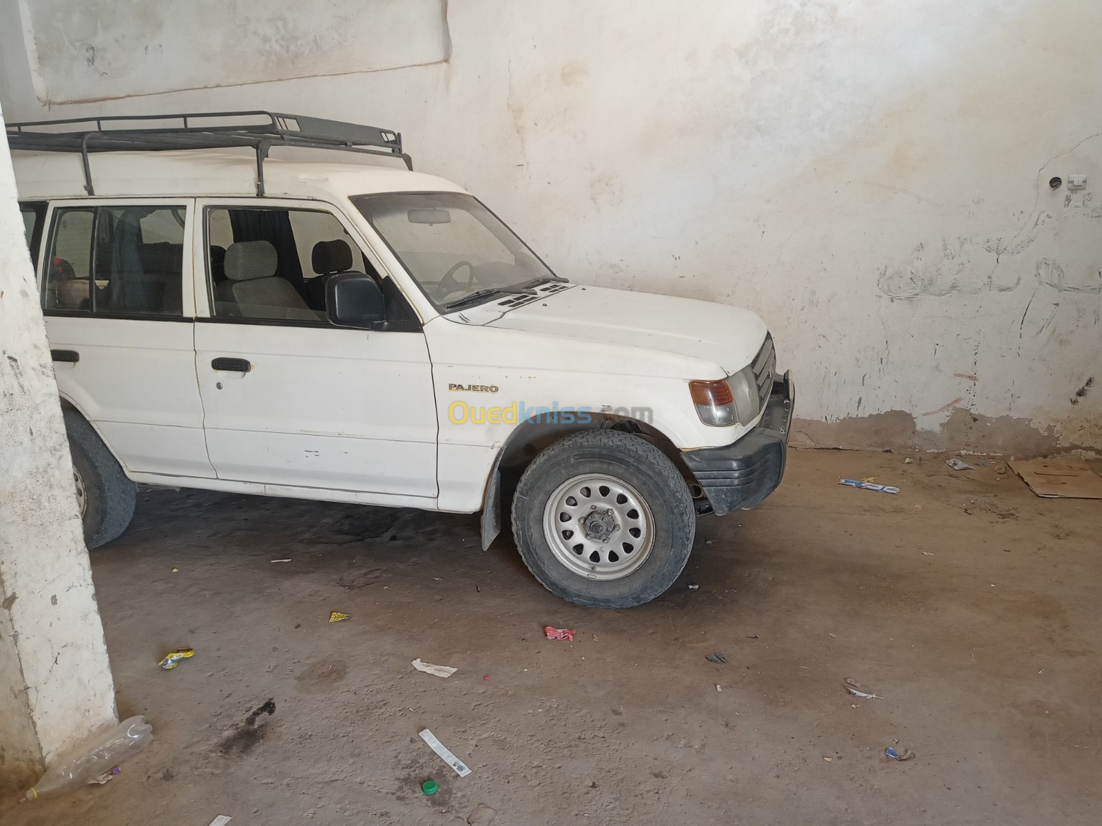 Mitsubishi Pajero Court 1995 Pajero Court