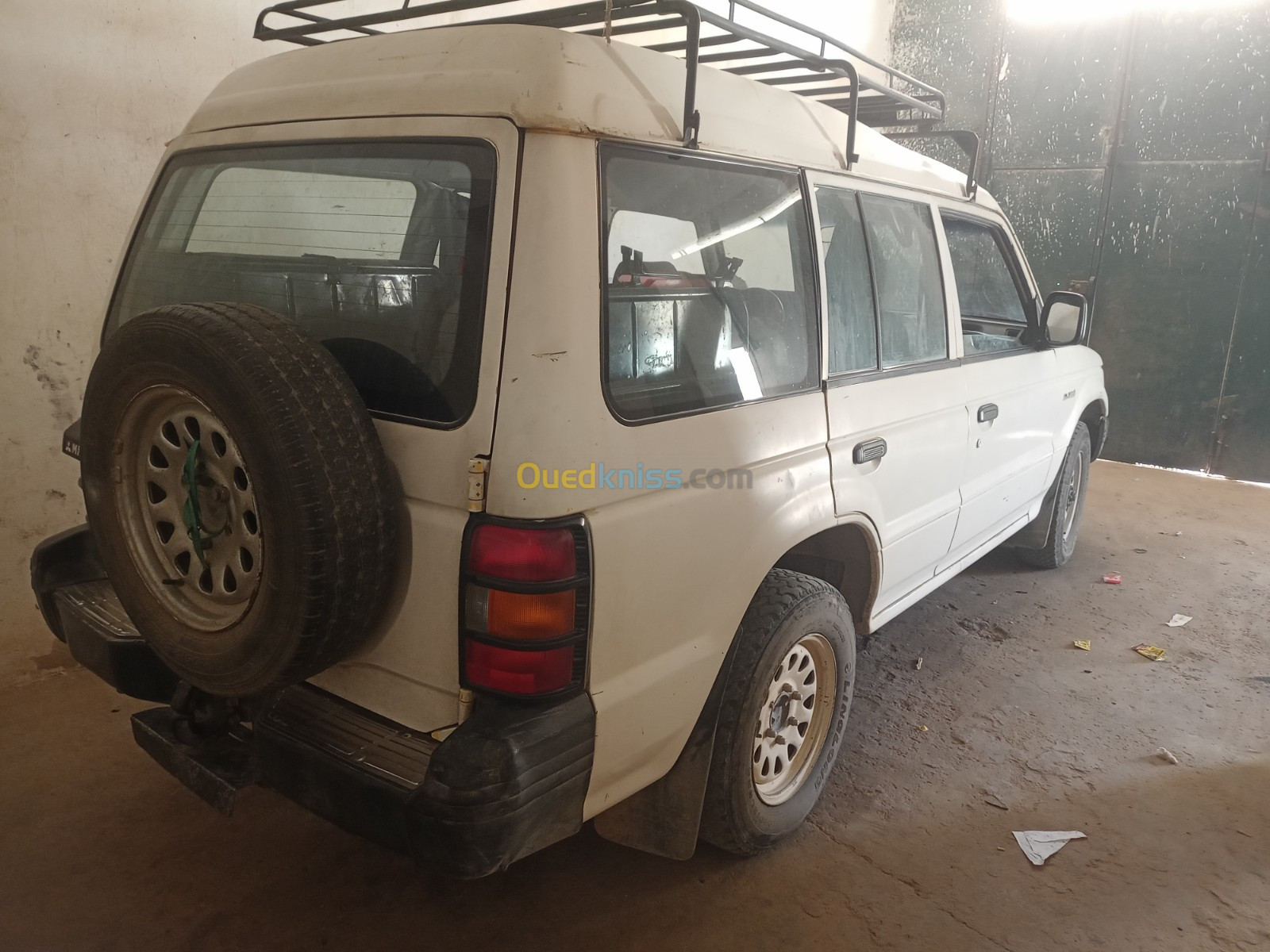 Mitsubishi Pajero Court 1995 Pajero Court