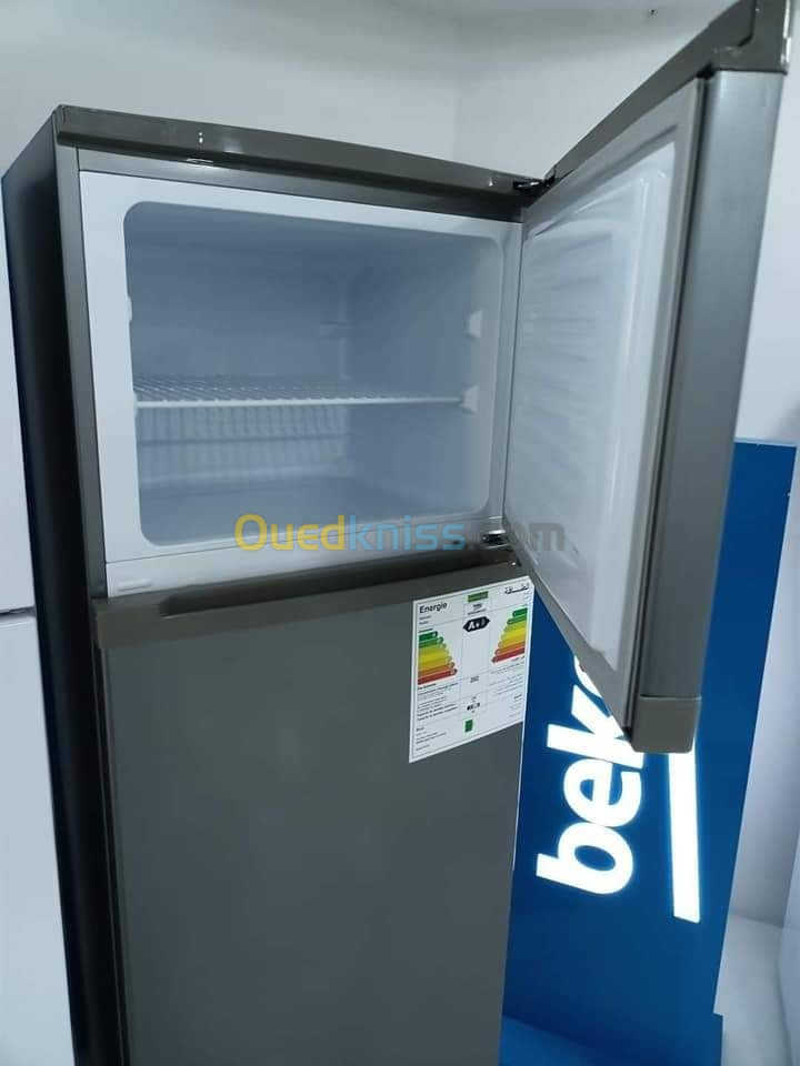 Refregerateur Beko 400 L De-Frost RDSE450K20S ( Gris - Blanc)
