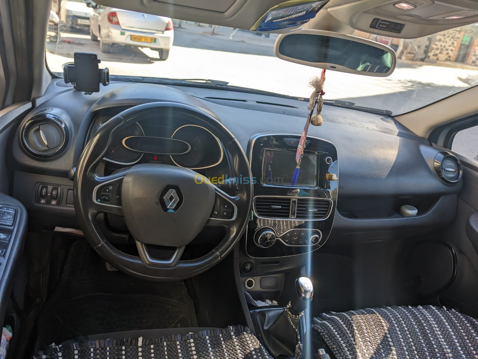 Renault Clio 4 Interior 