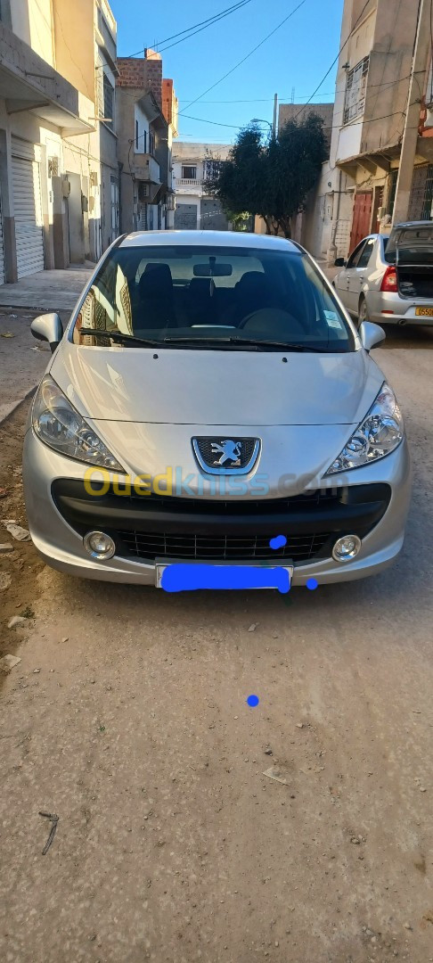 Peugeot 207 2008 Premium