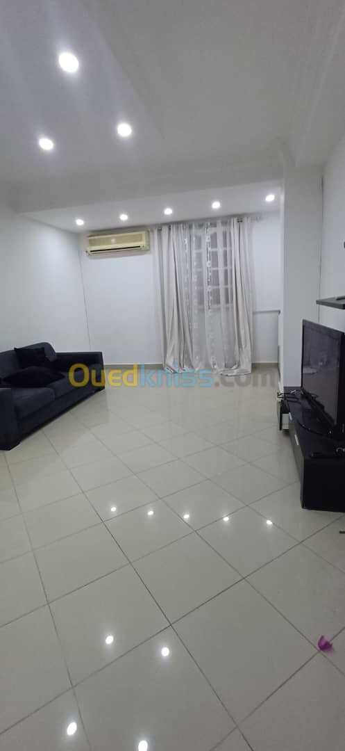 Location Appartement F4 Alger Hydra