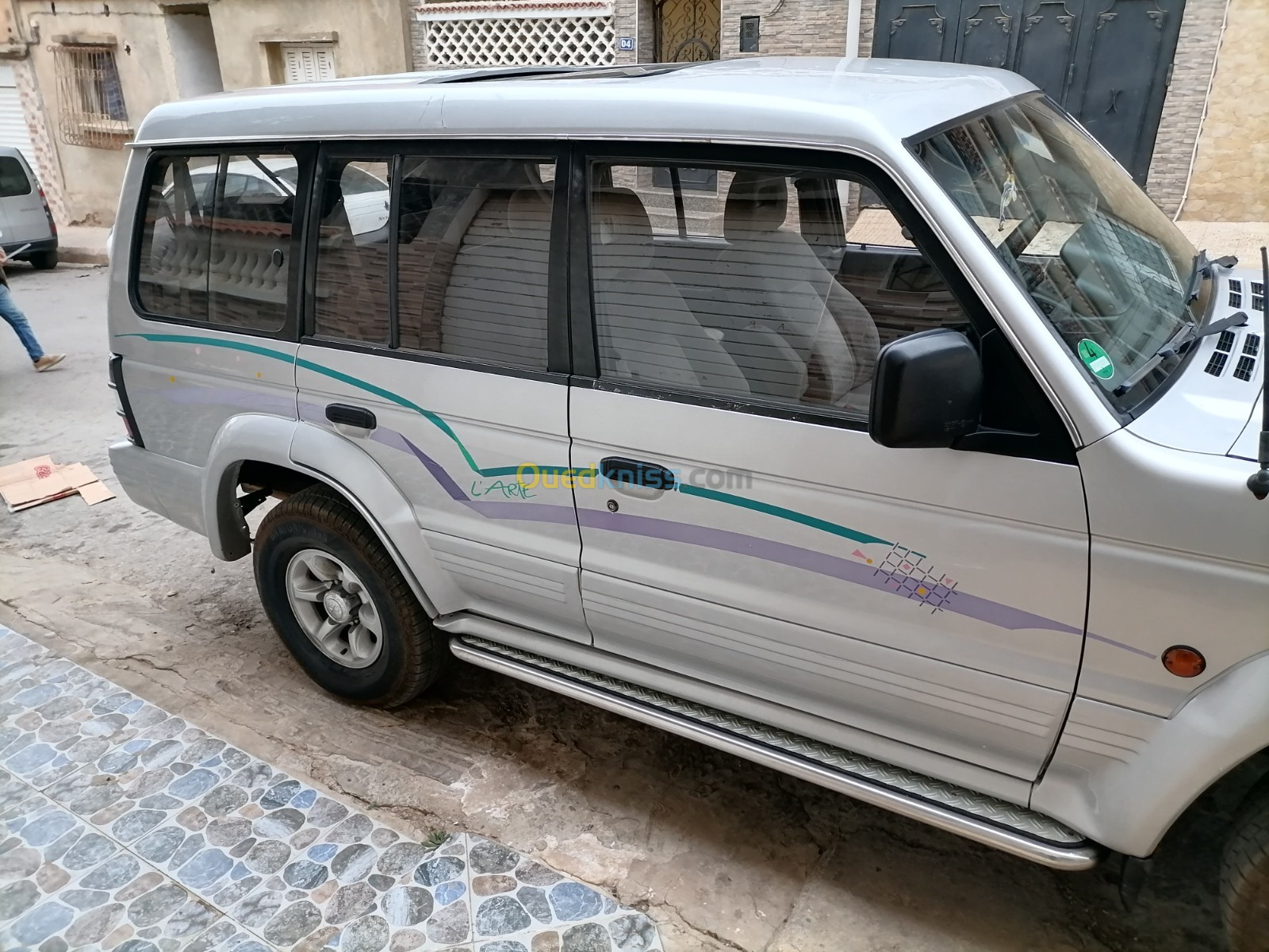 Mitsubishi Pajero Court 1993 