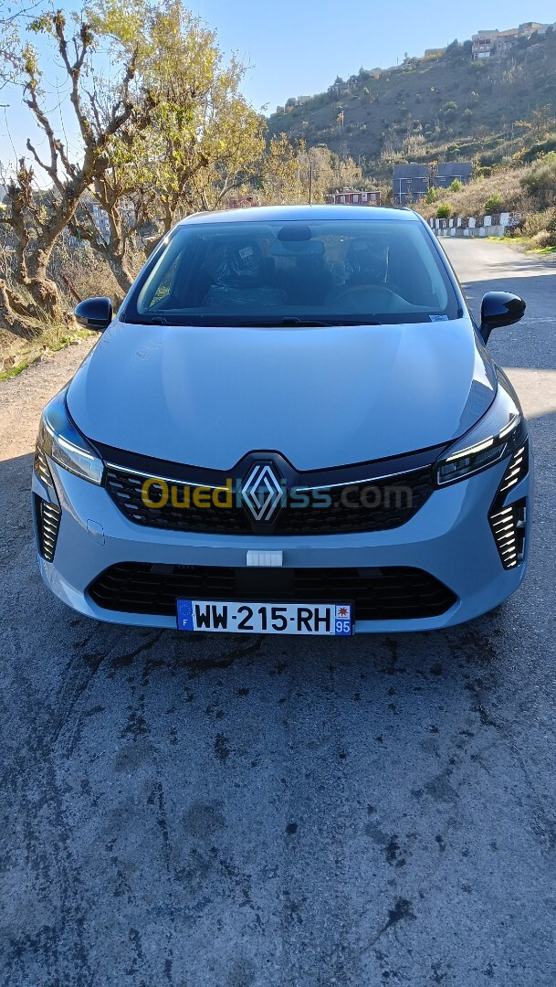 Renault Clio 2024 