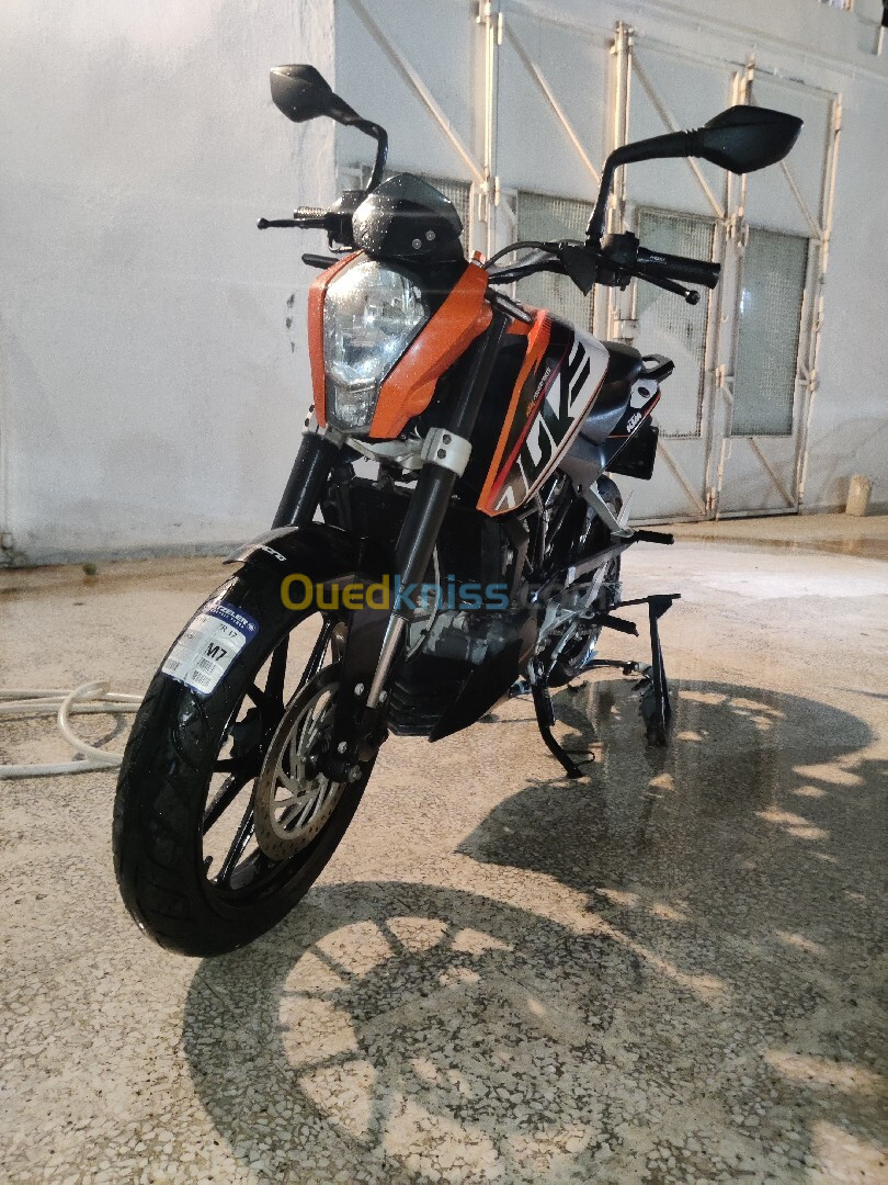 KTM Duke 125 2016