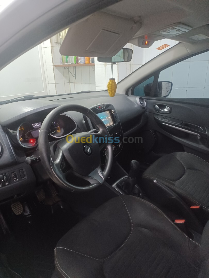 Renault Clio 4 2016 Limited 2