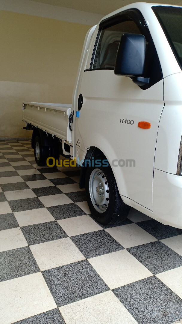 Hyundai H100 2011