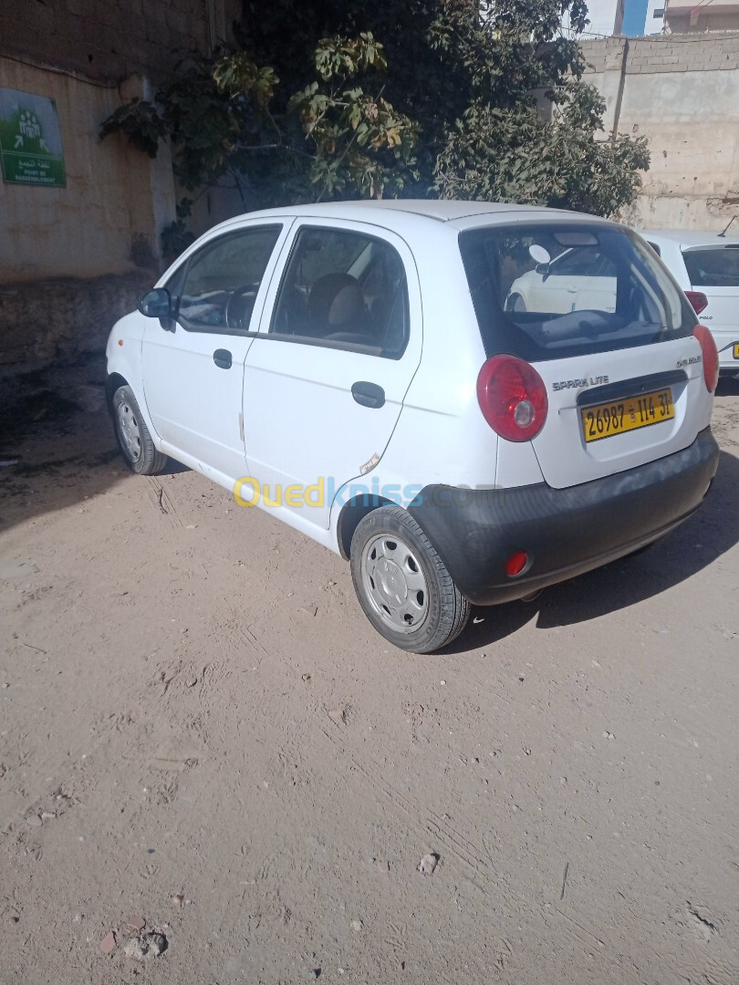 Chevrolet Spark 2014 Lite Base