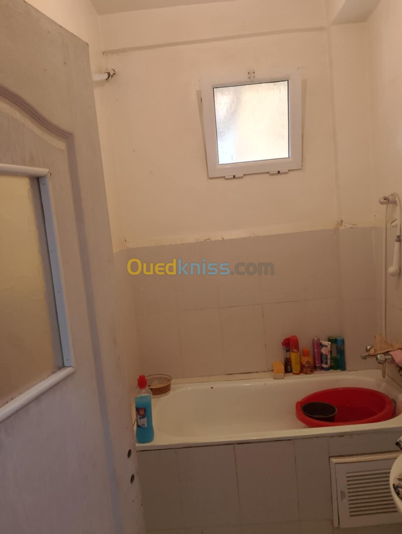 Location Appartement F3 Alger Douera