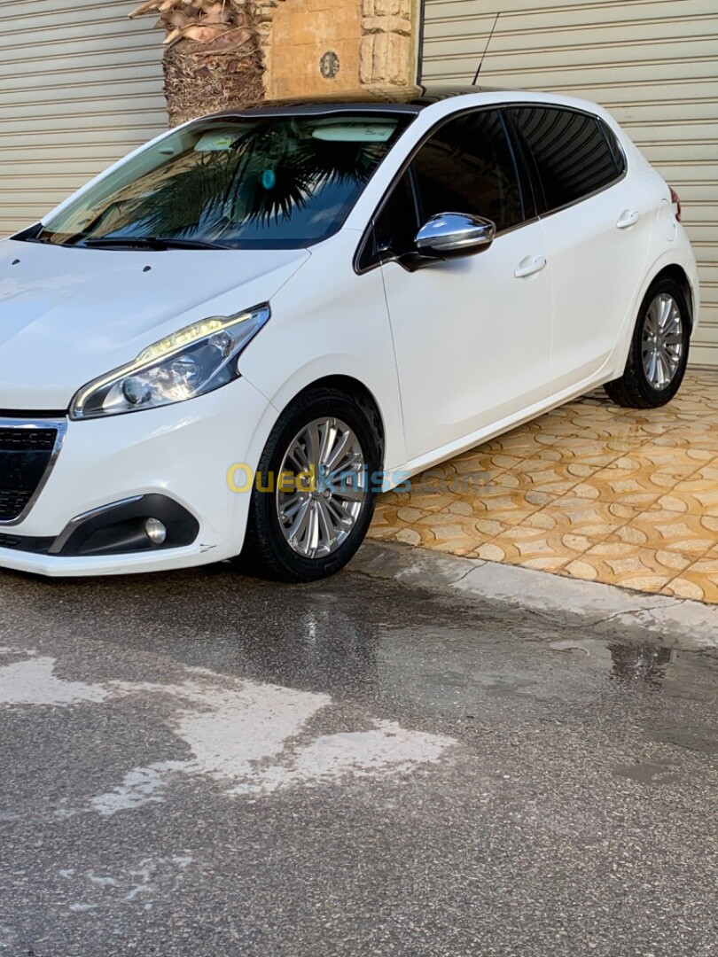 Peugeot 208 2018 Allure Facelift