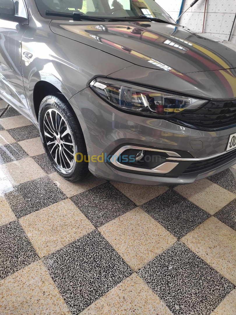 Fiat Tipo 2024 Life/1-4