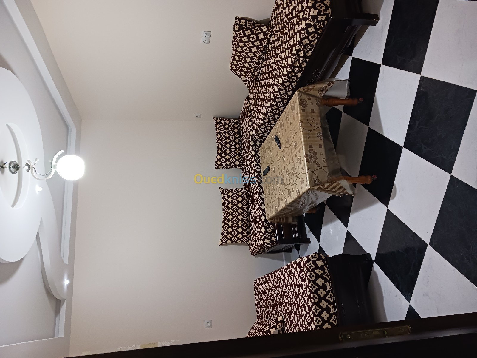 Location Appartement F2 Tlemcen Marsa ben mhidi