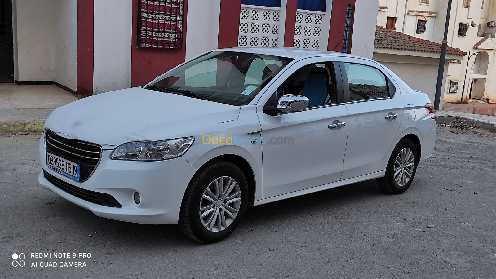 Peugeot 301 2015 Allure