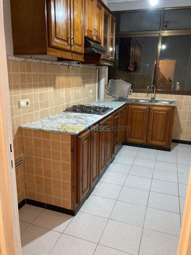 Vente Appartement F5 Annaba Annaba